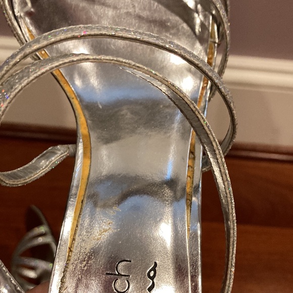 Shiny Silver slip on Heels with a clear heel and glitter straps - Picture 4 of 7